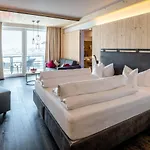 Stemp Wellnessresort 4 Sterne Superior 4*