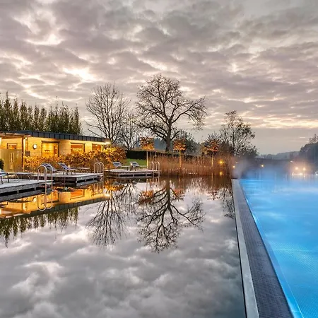 Stemp Wellnessresort 4 Sterne Superior Otel Büchlberg