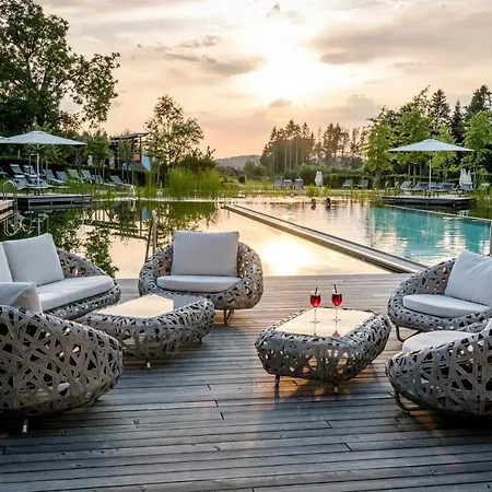 Stemp Wellnessresort 4 Sterne Superior Otel