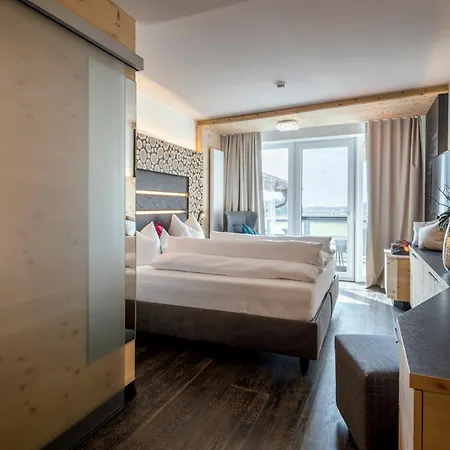 Otel Stemp Wellnessresort 4 Sterne Superior Büchlberg